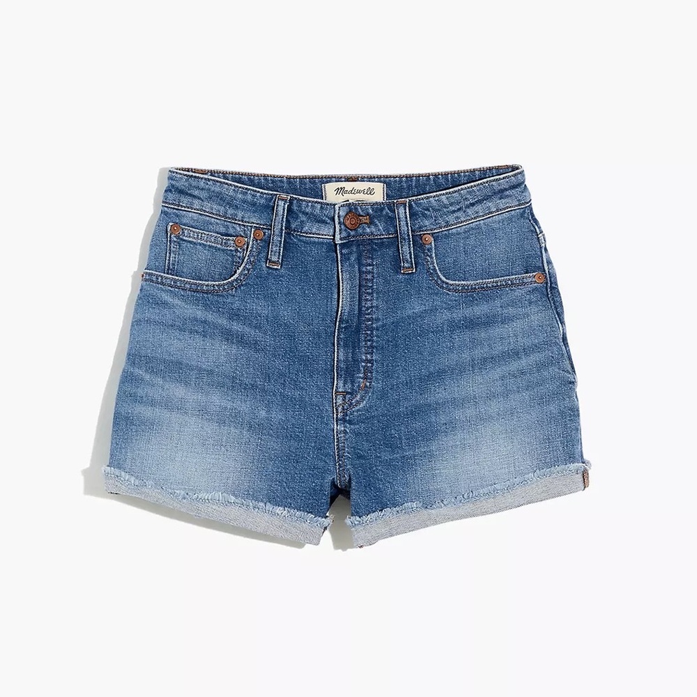 Curvy High-Rise Denim Shorts in Lavista Wash